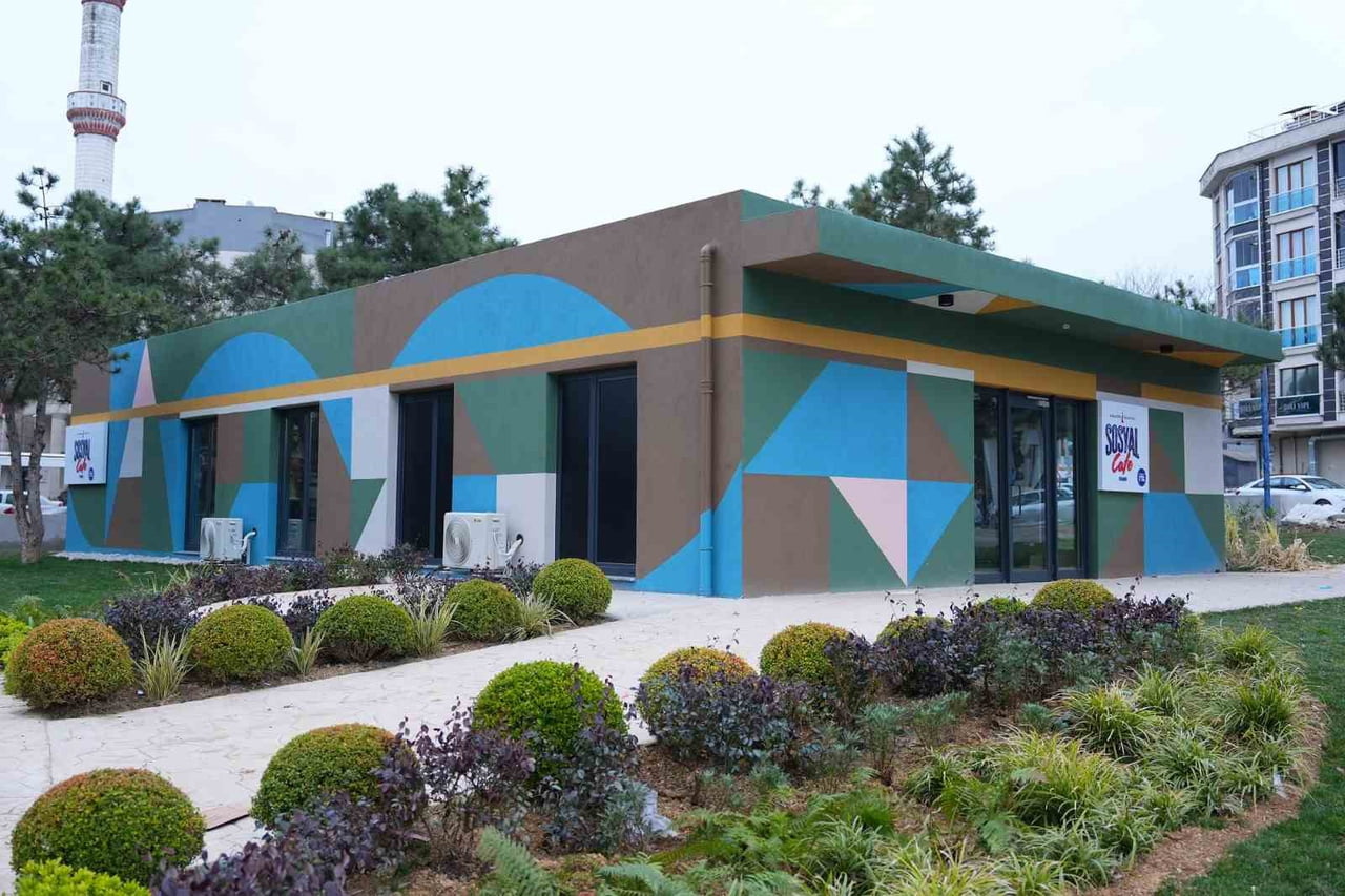 SANCAKTEPE BELEDİYESİ, İLÇE GENELİNDE HİZMET VEREN SOSYAL TESİSLERİYLE VATANDAŞLARA KALİTELİ...