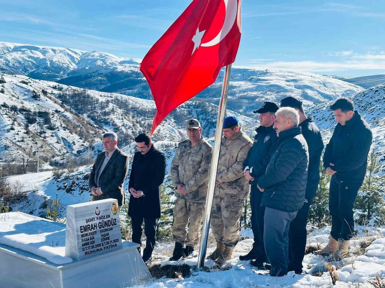 ŞEHİT PİYADE SÖZLEŞMELİ ER EMRAH GÜNDÜZ DUALARLA ANILDI