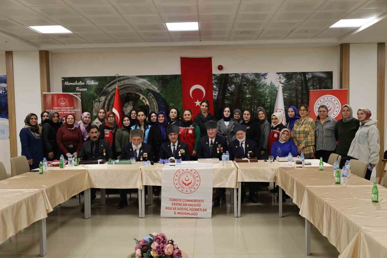 ŞEHİT YAKINLARI VE GAZİLER, ERZİNCAN KIZ YURDU ÖĞRENCİLERİYLE BULUŞTU