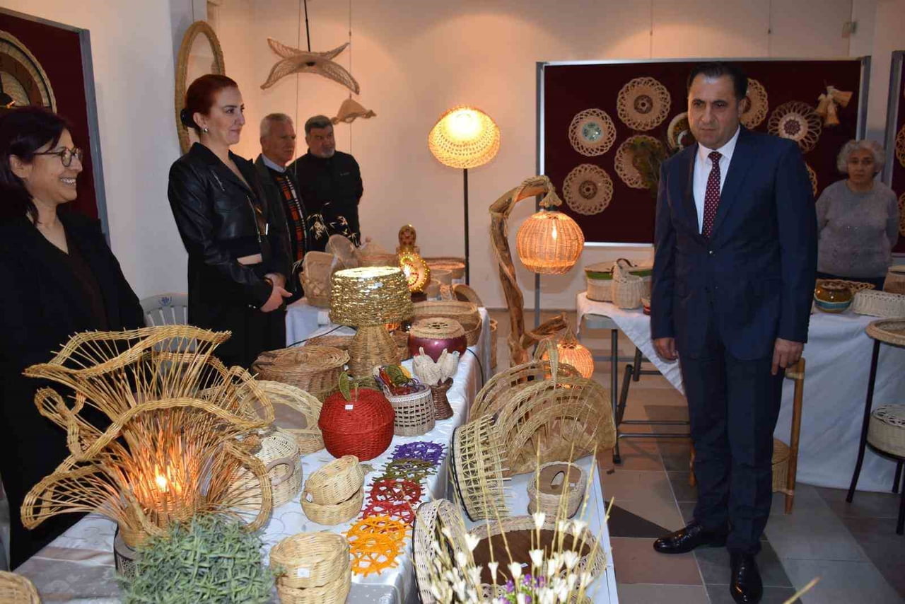 ŞEHİT YAKINLARI VE GAZİLER TARAFINDAN BÜYÜK EMEKLE HAZIRLANAN SU KABAĞI İŞLEMECİLİĞİ ESERLERİ...