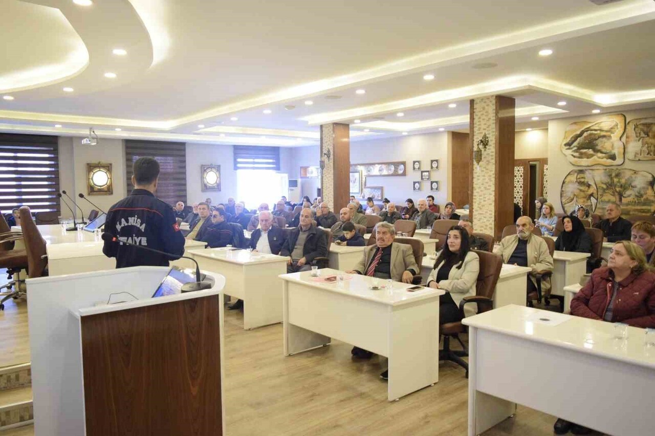 ŞEHZADELER KAYMAKAMLIĞI SYDV TARAFINDAN DÜZENLENEN PROGRAMDA ŞEHİT YAKINLARI, GAZİLER VE...