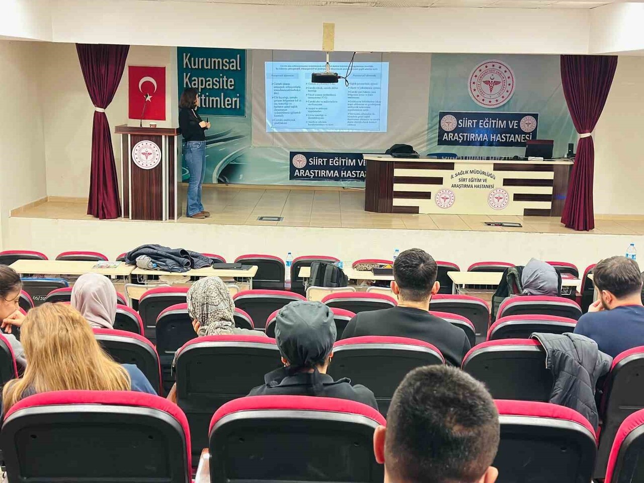 SİİRT EĞİTİM VE ARAŞTIRMA HASTANESİ EĞİTİM BİRİMİ KOORDİNASYONUNDA, HASTANE ENFEKSİYONLARI VE...