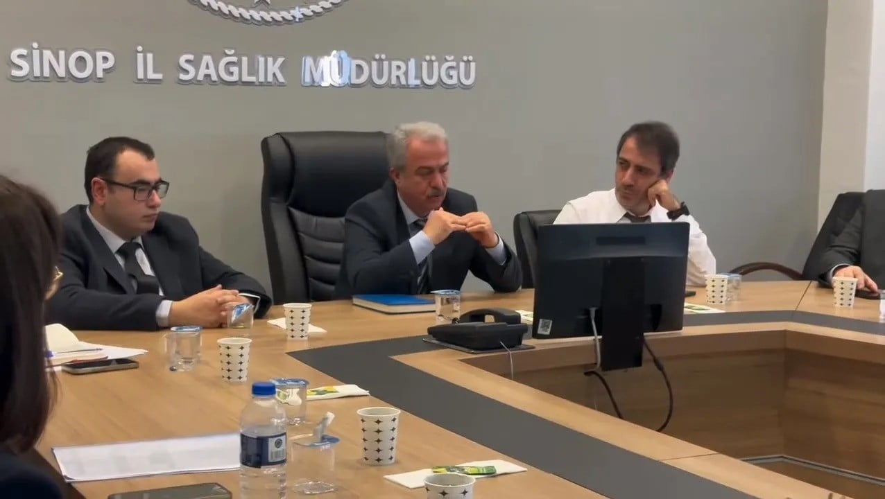 SİNOP'TA İL SAĞLIK MÜDÜRÜ DR. METİN ARSLAN BAŞKANLIĞINDA, 2025 YILI HALK SAĞLIĞI DEĞERLENDİRME...
