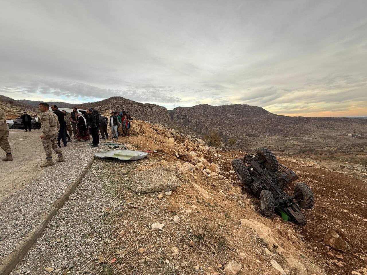 ŞIRNAK’IN GABAR DAĞI’NDA ENERJİ VE TABİİ KAYNAKLAR BAKANLIĞI’NIN FİDAN DİKİMİ ÇALIŞMALARI...