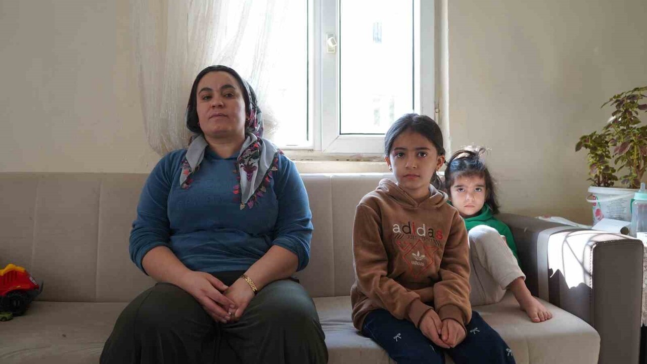 ŞIRNAK MERKEZ YENİ MAHALLE’DE YAŞAYAN 5 ÇOCUK ANNESİ MEDİNE İŞNAÇ, BİRİ ENGELLİ VE AMELİYAT...