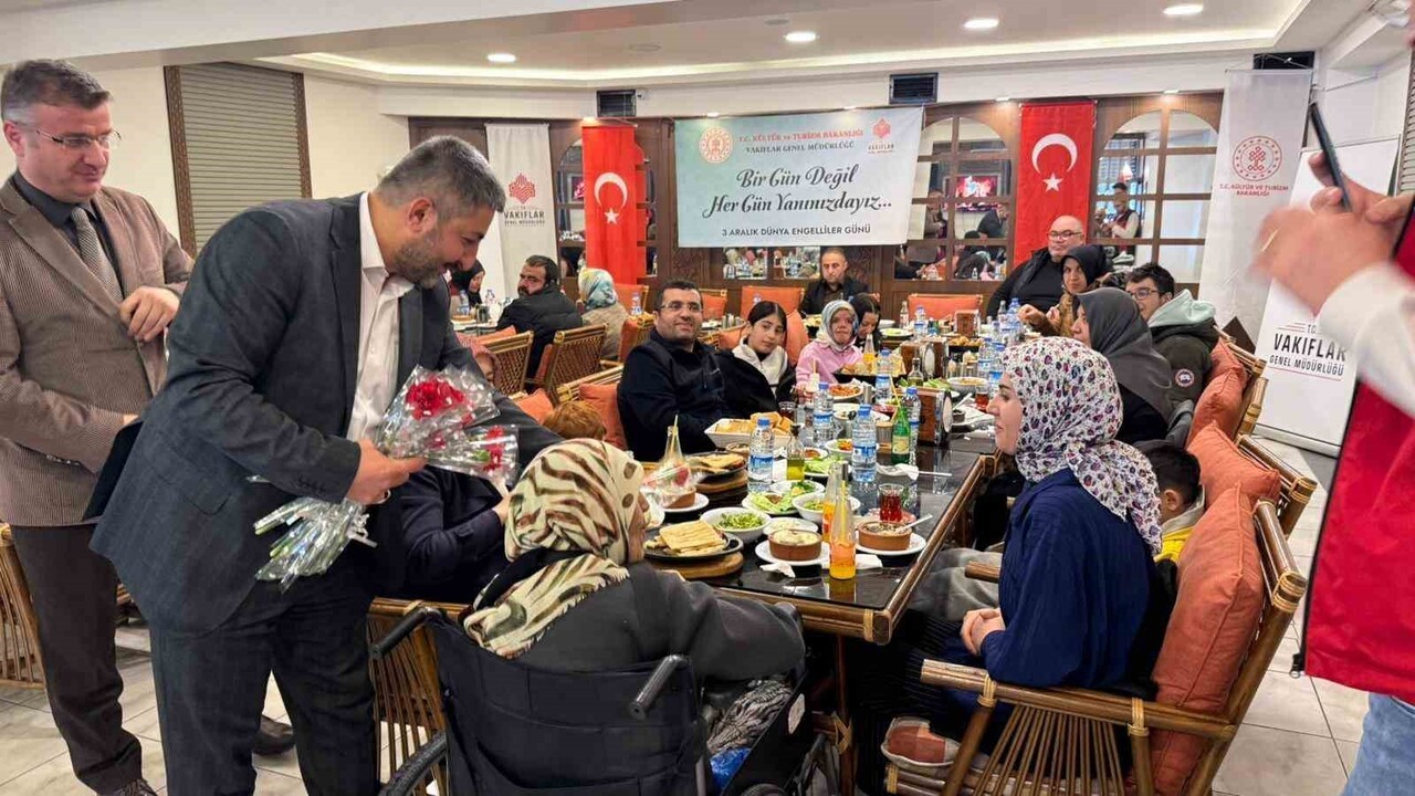 SİVAS VAKIFLAR BÖLGE MÜDÜRLÜĞÜ, 3 ARALIK DÜNYA ENGELLİLER GÜNÜ NEDENİYLE ETKİNLİK DÜZENLEDİ....