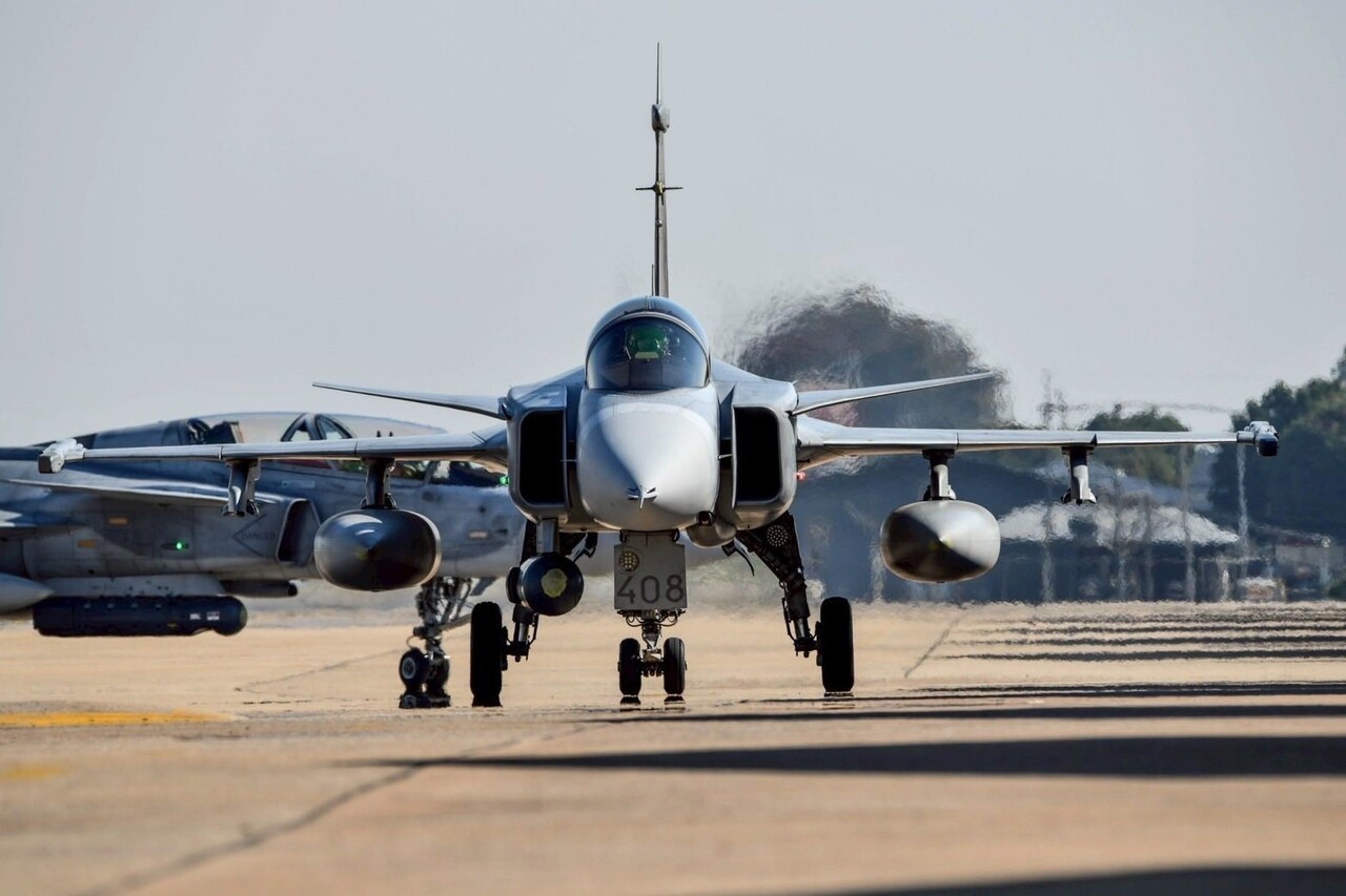 TAYLAND ORDUSU, SINIRDA YAŞANAN SON ÇATIŞMALARDA BİR TAYLAND ASKERİNİN HAYATINI KAYBETMESİ VE 8...