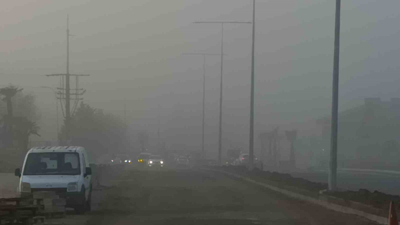 TEKİRDAĞ'DA SİS ETKİLİ OLDU