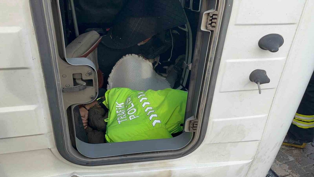 TEKİRDAĞ'IN ERGENE İLÇESİ MARMARACIK MAHALLESİ’NDE MEYDANA GELEN TRAFİK KAZASINDA 1’İ ÇOCUK OLMAK...