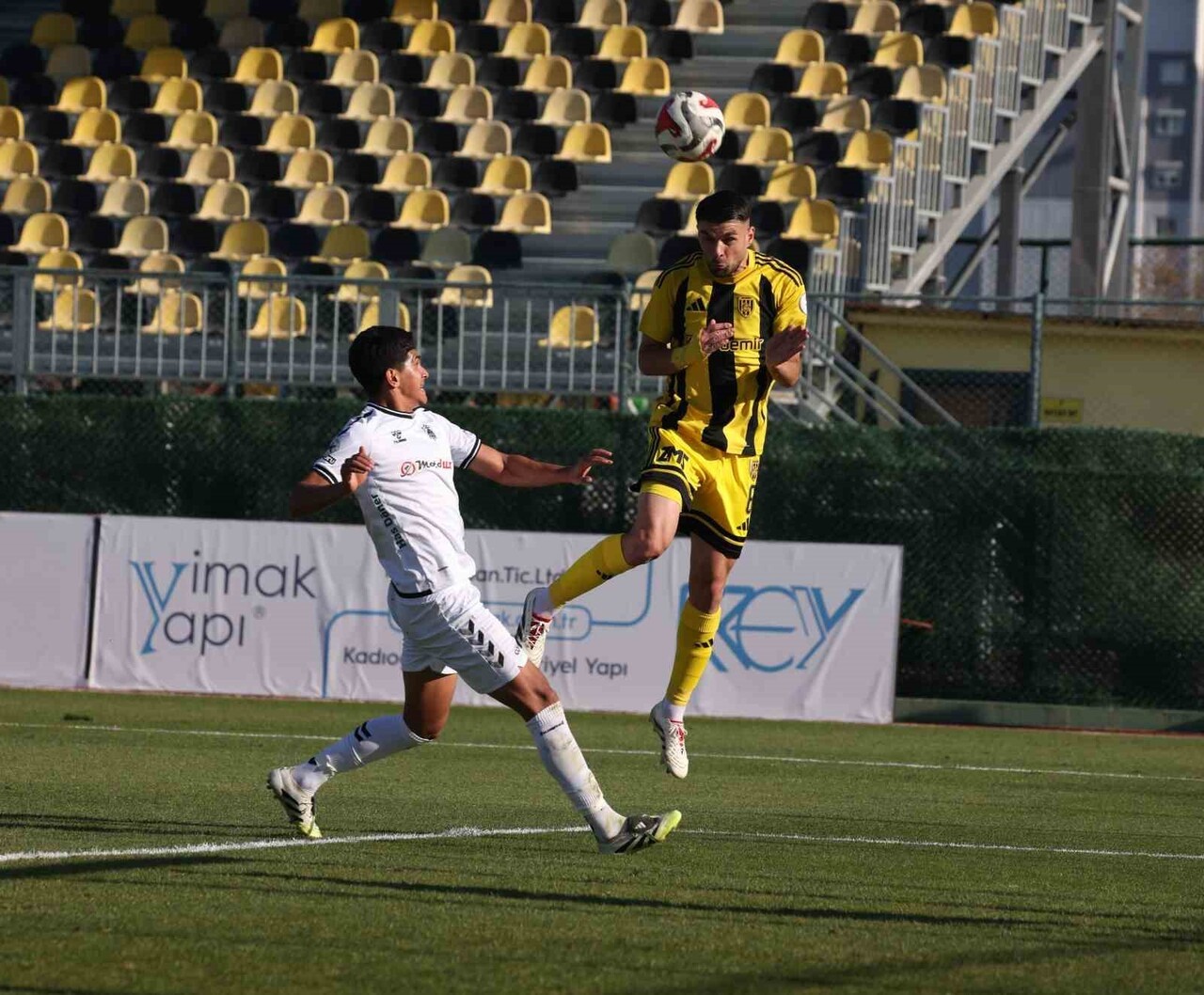 TFF 2. LİG KIRMIZI GRUP 16. HAFTASINDA ALİAĞA FK, KENDİ SAHASINDA 68 AKSARAY BELEDİYESPOR İLE 1-1 ...