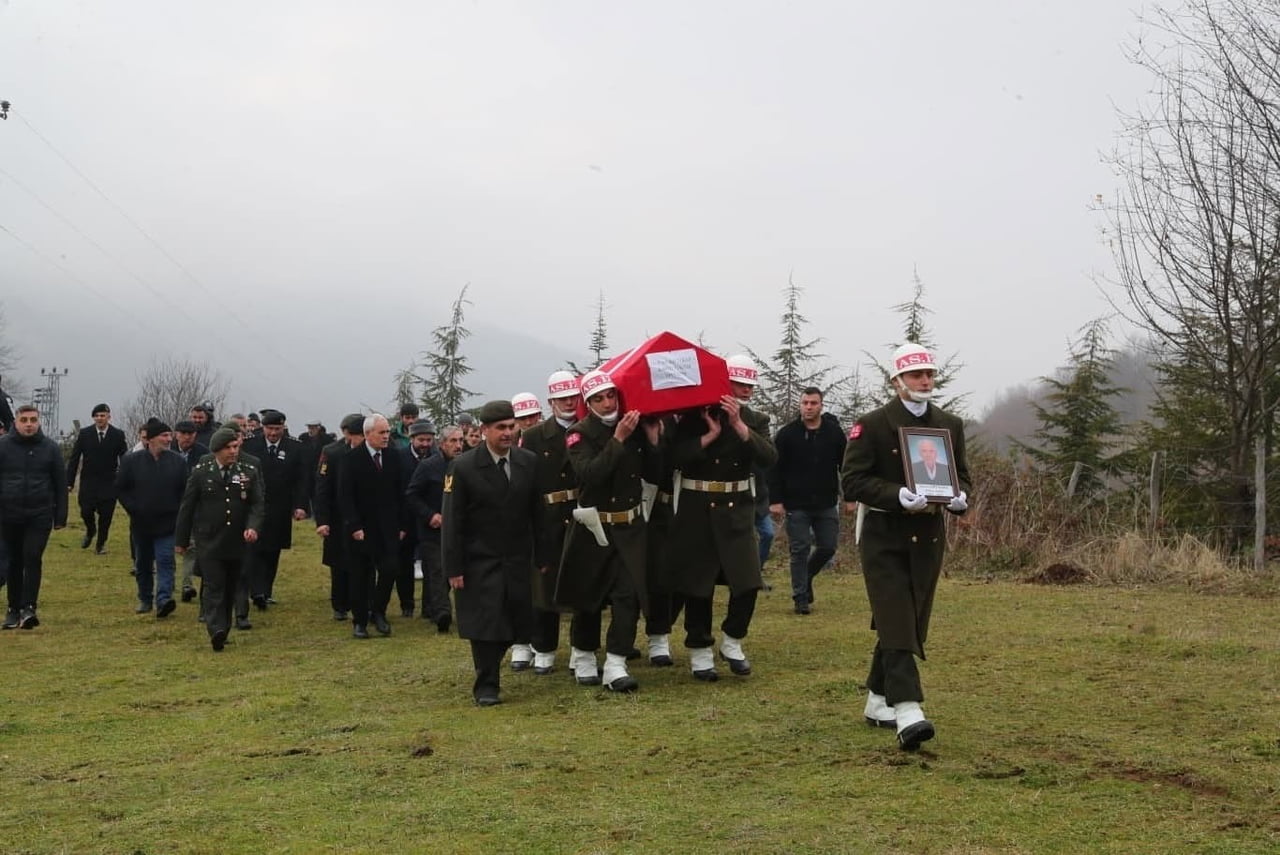 TOKAT (İHA) - TOKAT’TA VEFAT EDEN KIBRIS GAZİSİ DURAN SIRTIKARA, DÜZENLENEN CENAZE TÖRENİYLE SON...