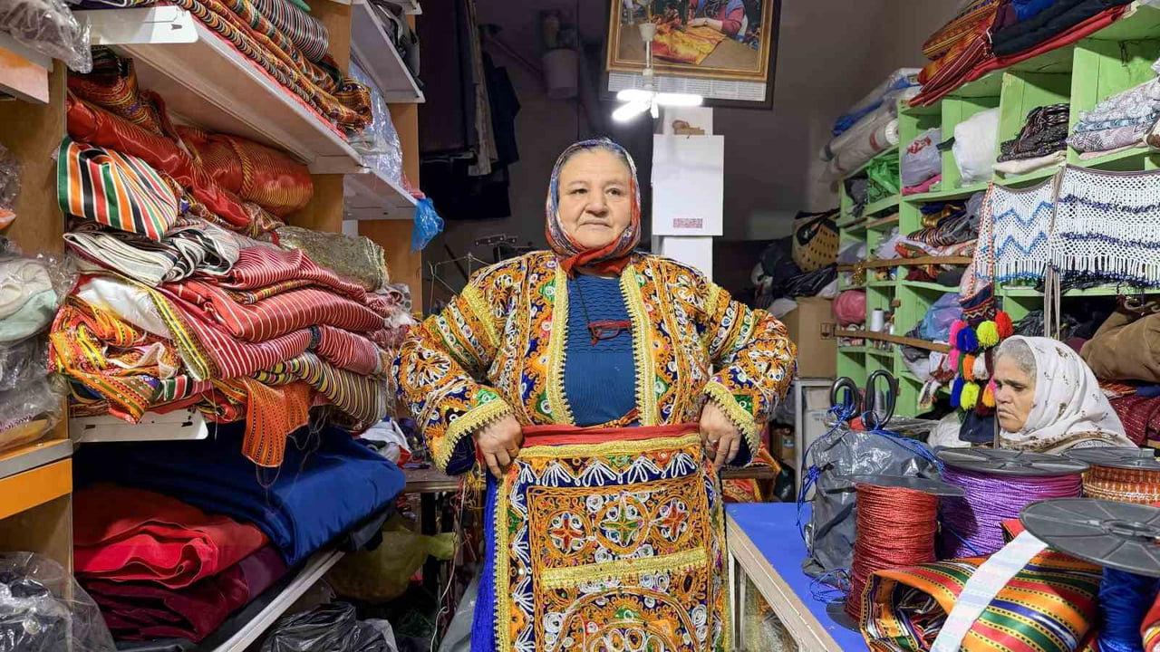 TOKAT’IN ZİLE İLÇESİNDE YAŞAYAN 64 YAŞINDAKİ FINDIK BEBEK, YAKLAŞIK 40 YILDIR ORTA ASYA’DAN GELEN...