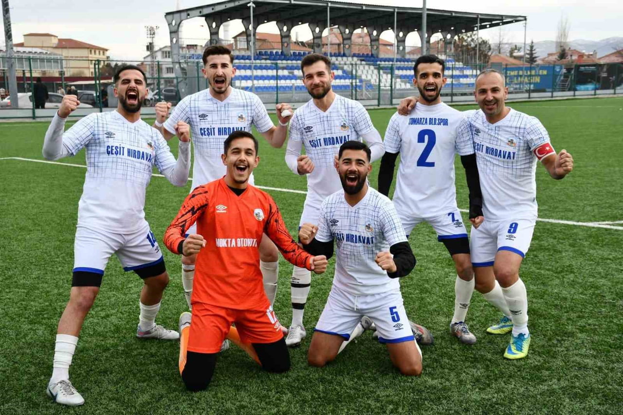 TOMARZA BELEDİYESPOR; KENDİ EVİNDE AĞIRLADIĞI BELSİNSPOR’U 7-0 MAĞLUP ETTİ.
