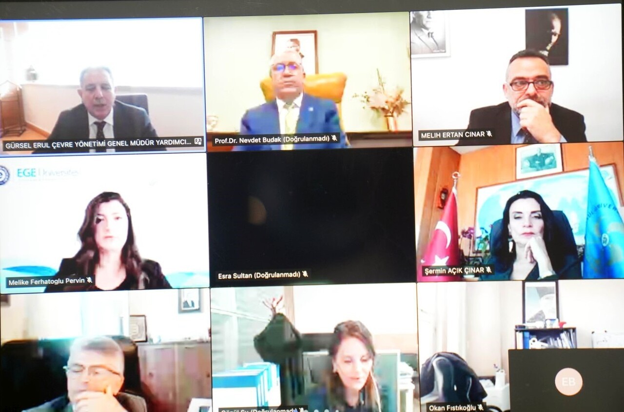 TOPLANTIYA EGE ÜNİVERSİTESİ REKTÖRÜ PROF. DR. NECDET BUDAK, ÇEVRE YÖNETİMİ GENEL MÜDÜR YARDIMCISI...