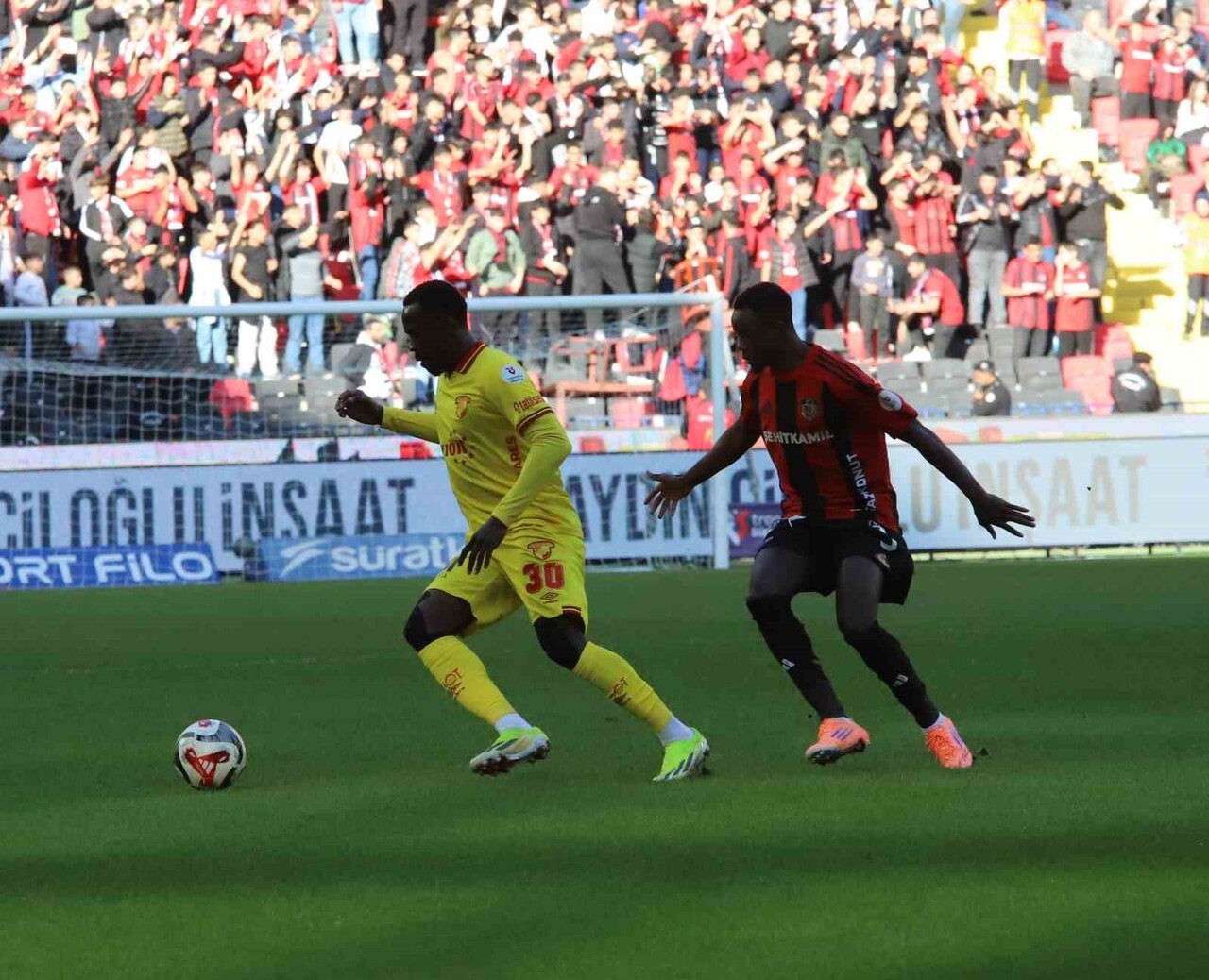 TRENDYOL SÜPER LİG’İN 16. HAFTASINDA GAZİANTEP FK, EVİNDE GÖZTEPE İLE KARŞILAŞIYOR. MÜCADELENİN...