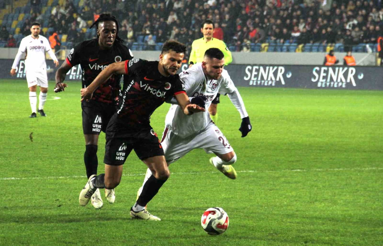 TRENDYOL SÜPER LİG’İN 17. HAFTASINDA GENÇLERBİRLİĞİ, TRABZONSPOR’U SAHASINDA AĞIRLIYOR....