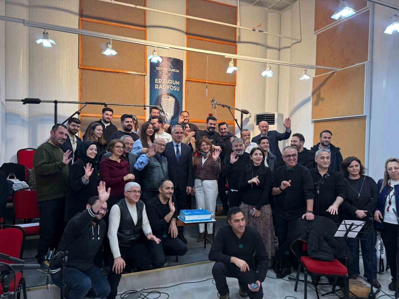 TRT ERZURUM RADYOSU 65’NCİ KURULUŞ YILDÖNÜMÜNÜ KUTLADI.