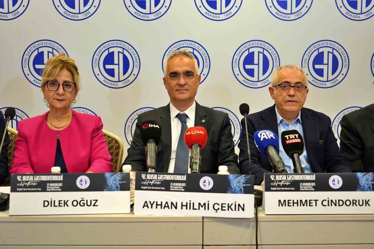 TÜRK GASTROENTEROLOJİ DERNEĞİ'NİN (TGD) ANTALYA'DA DÜZENLEDİĞİ 42. ULUSAL GASTROENTEROLOJİ HAFTASI...