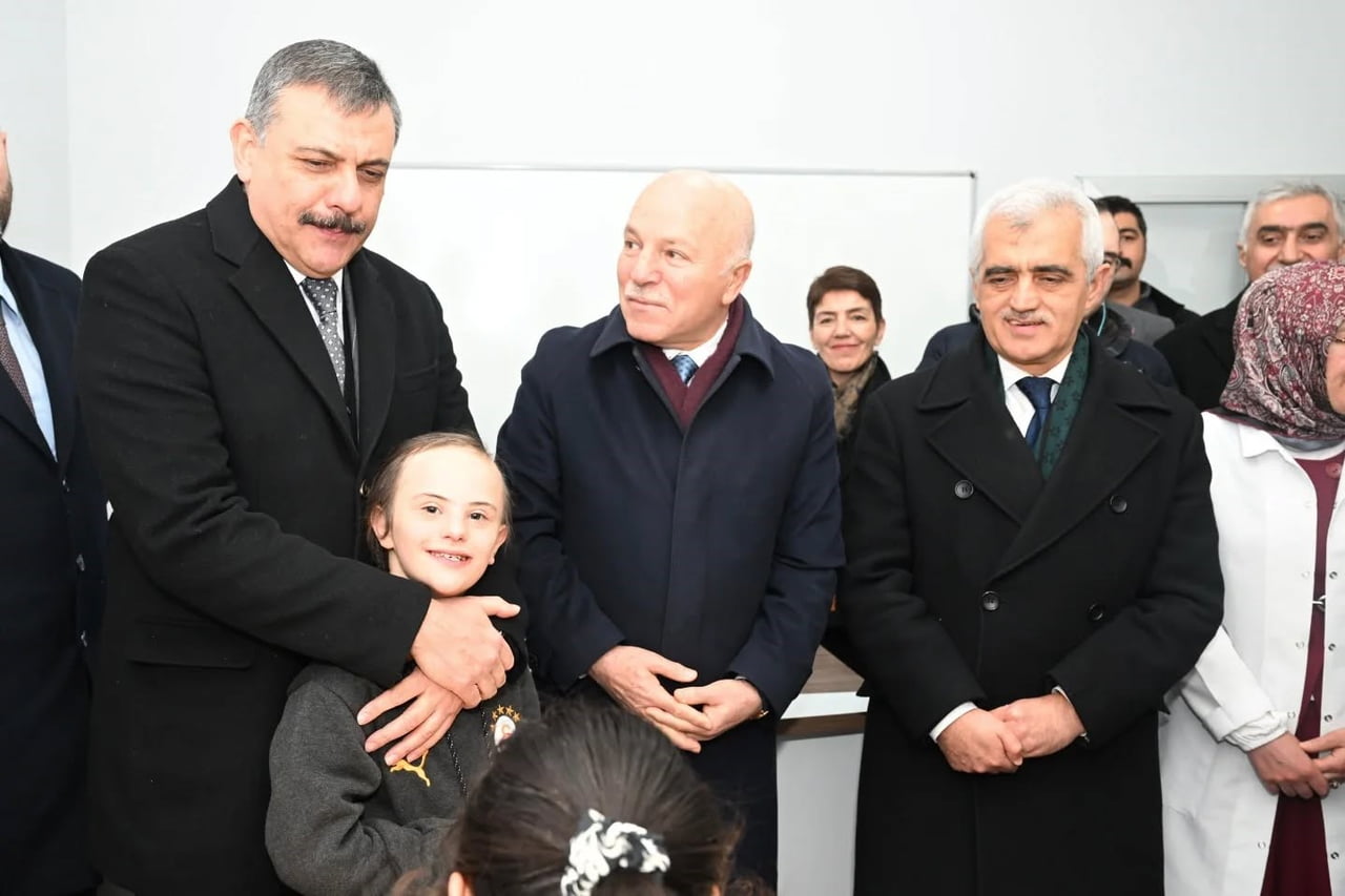 TÜRKİYE BÜYÜK MİLLET MECLİSİ BAŞKANLIĞI ENGELLİ BİREYLERİN SORUNLARINI ARAŞTIRMA KOMİSYONU...