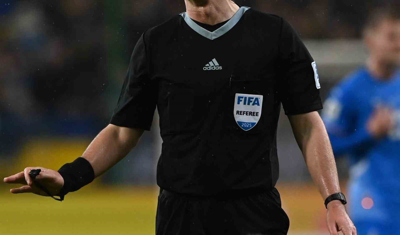 TÜRKİYE FUTBOL FEDERASYONU (TFF), 2026 YILINDA FIFA KOKARTI TAKMAYA HAK KAZANAN HAKEMLERİ...