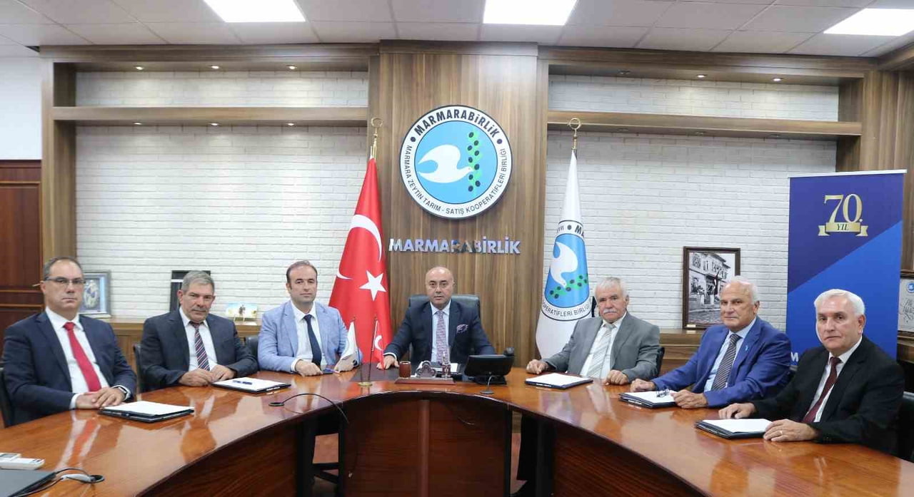 TÜRKİYE GENELİNDE 8 KOOPERATİFİ VE 30 BİN ORTAĞI AYNI ÇATI ALTINDA BULUŞTURAN MARMARABİRLİK, 2026...