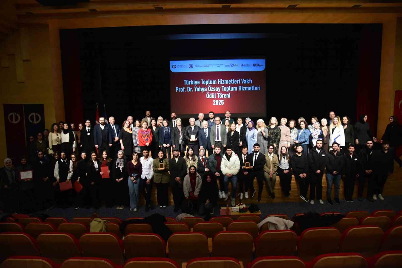 TÜRKİYE TOPLUM HİZMETLERİ VAKFI PROF. DR. YAHYA ÖZSOY TOPLUM HİZMETLERİ ÖDÜLLERİ 2025 TÖRENİ...