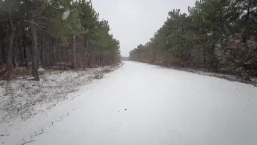 Türkmendağı etekleri beyaza büründü