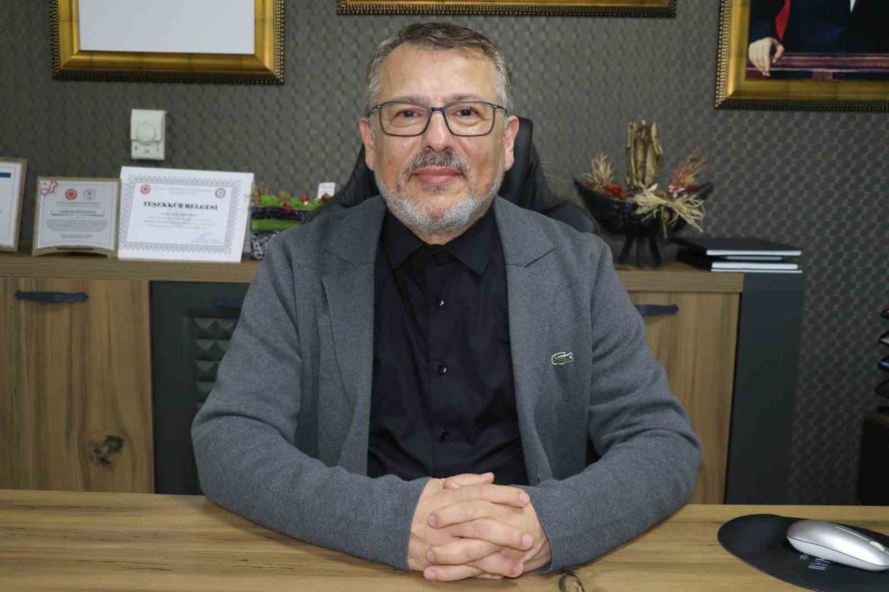 TUS’TA (TIPTA UZMANLIK EĞİTİMİ GİRİŞ SINAVI) ANA BRANŞ PUANLARININ DÜŞMESİ VE GENÇ HEKİMLERİN...