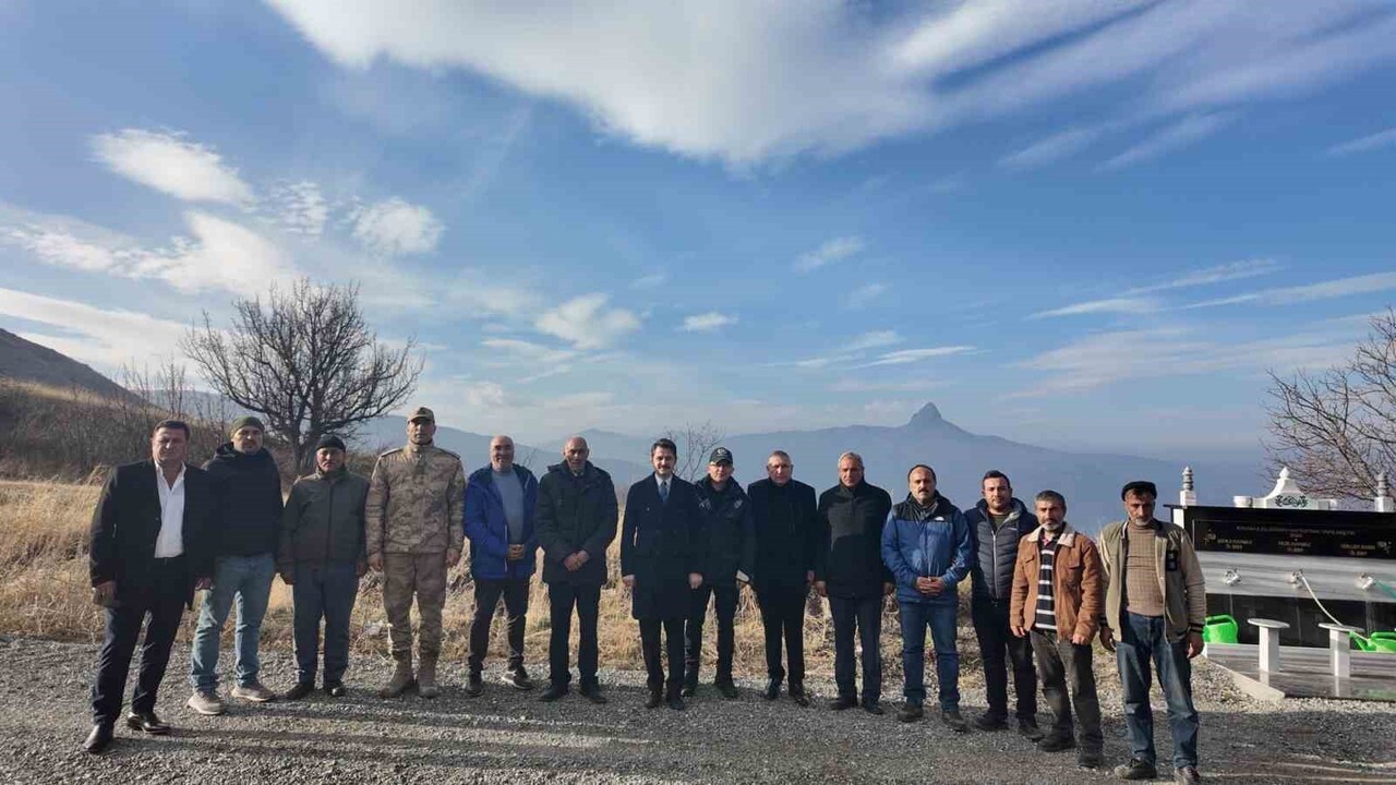 TUZLUCA KAYMAKAMI ABDÜLLATİF YILMAZ HADIMLI KÖYÜNDE VATANDAŞLARLA BULUŞTU