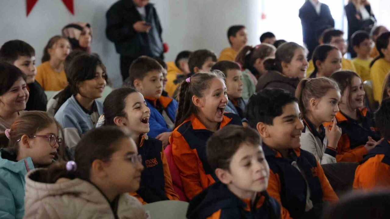 ULUDAĞ ENERJİ, ÇOCUKLARA ERKEN YAŞTA ENERJİ TASARRUFU BİLİNCİ KAZANDIRMAYI AMAÇLAYAN "ENERJİNİ...