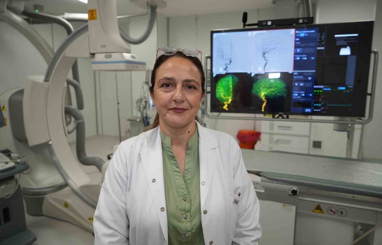 ÜMRANİYE EĞİTİM VE ARAŞTIRMA HASTANESİ NÖROLOJİ BÖLÜMÜ EĞİTİM VE İDARİ SORUMLUSU DOÇ. DR. NEVİN...