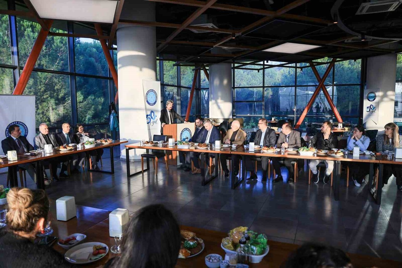 ÜNİVERSİTENİN GELİŞTİRİLMESİ VE ÇOK DAHA NİTELİKLİ EĞİTİM-ÖĞRETİM HİZMETİ VEREBİLMESİ AMACIYLA...