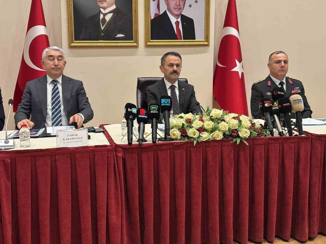 VALİ AKTAŞ, "GENİŞLETİLMİŞ İL GÜVENLİK VE ASAYİŞ KOORDİNASYON TOPLANTISI" ÖNCESİNDE GAZETECİLERE...