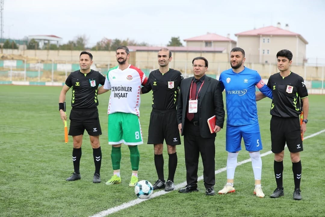 VAN 1. AMATÖR LİGİ B GRUBU'NUN 2. HAFTASINDA ERCİŞ ÖRENESPOR SAHASINDA KONUK ETTİĞİ ÇALDIRANSPOR'U...
