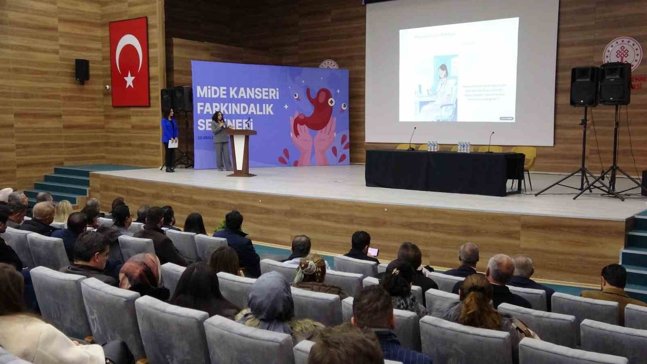 VAN İL SAĞLIK MÜDÜRLÜĞÜ TARAFINDAN MİDE KANSERİNE DİKKAT ÇEKMEK AMACIYLA DÜZENLENEN "MİDE KANSERİ...