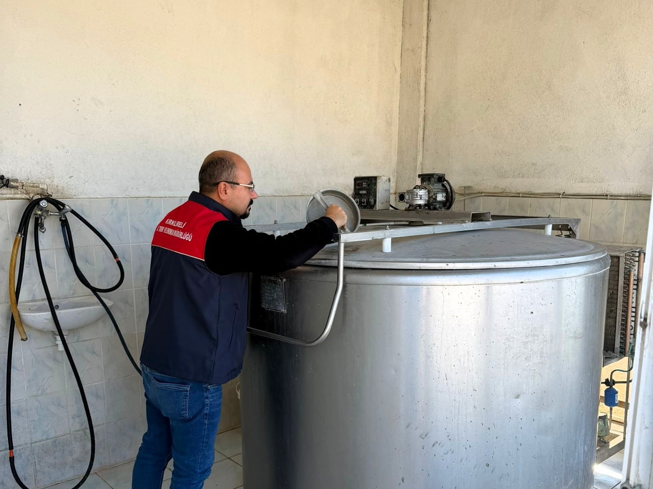 VİZE İLÇE  TARIM VE ORMAN MÜDÜRLÜĞÜ TEKNİK PERSONELLERİ TARAFINDAN, 5996 KANUN ÇERÇEVESİNDE SÜT...