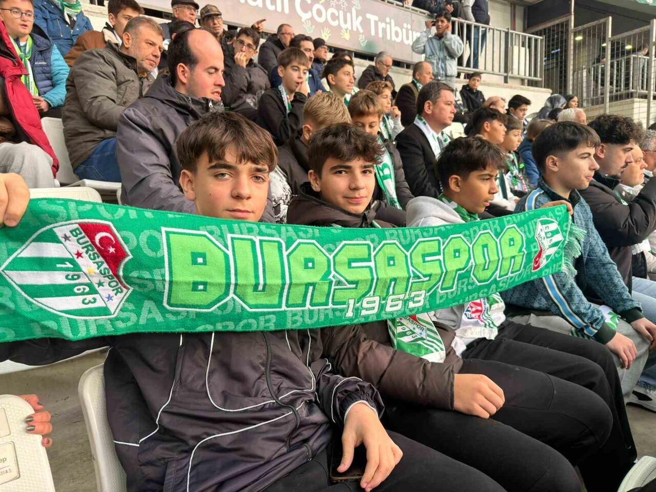YAŞAMIN HER ALANINDA BURSASPOR’A DESTEĞİNİ SUNAN OSMANGAZİ BELEDİYE BAŞKANI ERKAN AYDIN, GÜLBAHÇE...