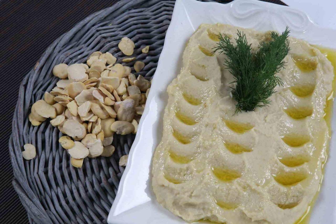 YILBAŞI İÇİN HAZIRLANAN ÖZEL LEZZETLERLE ÖZHAN MARKET, BURSALILARIN SOFRALARINA ZENGİN BİR SEÇENEK...