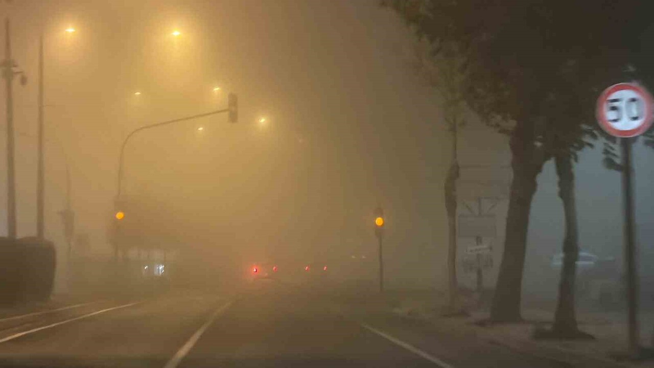 YOĞUN SİSİN ETKİSİNDE KALAN ADIYAMAN’DA, GÖRÜŞ MESAFESİNDE BÜYÜK DÜŞÜŞ YAŞANDI.
