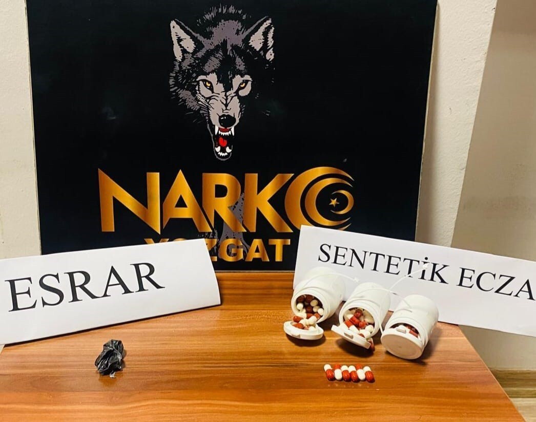 YOZGAT’IN YERKÖY İLÇESİNDE EMNİYET EKİPLERİNİN YAPTIĞI ARAMALAR SONUCU UYUŞTURUCU MADDE ELE...