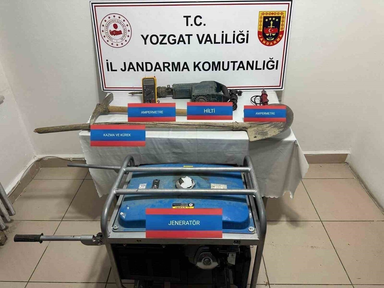 YOZGAT’TA KAÇAK KAZI YAPAN ŞAHIS SUÇÜSTÜ YAKALANDI.-