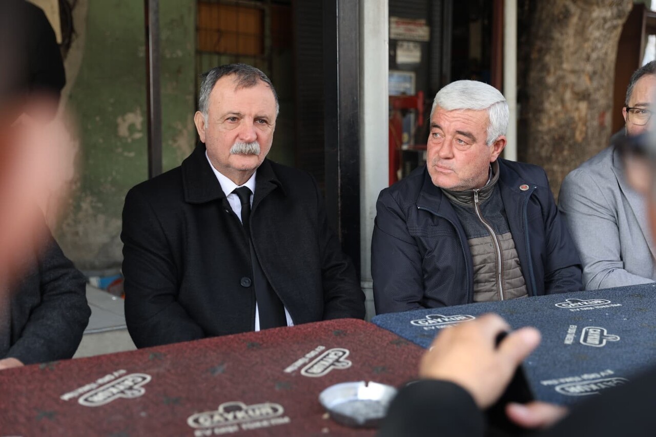 YUNUSEMRE BELEDİYE BAŞKANI SEMİH BALABAN, MAHALLE ZİYARETLERİ KAPSAMINDA ÜÇPINAR MAHALLESİ’NDE...