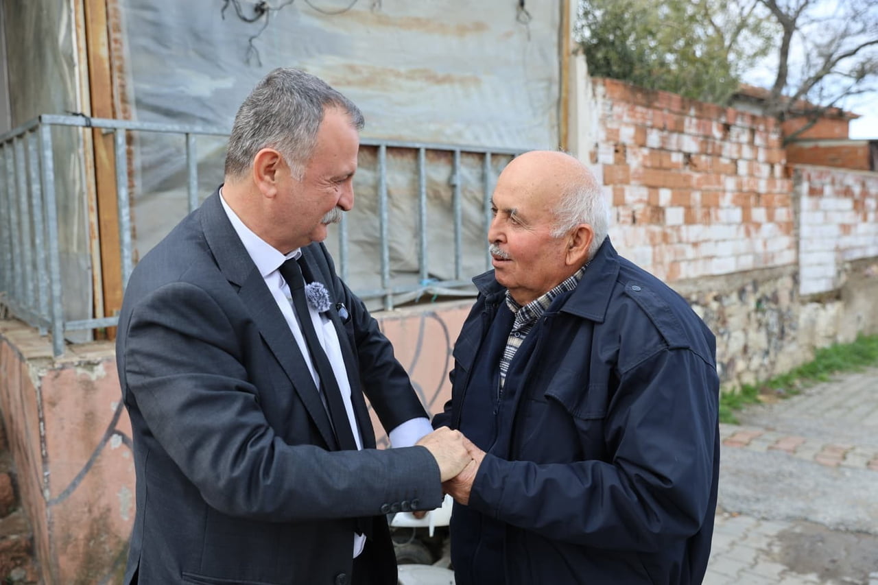 YUNUSEMRE BELEDİYE BAŞKANI SEMİH BALABAN, MAHALLE ZİYARETLERİNE ORTAKÖY MAHALLESİ İLE DEVAM...