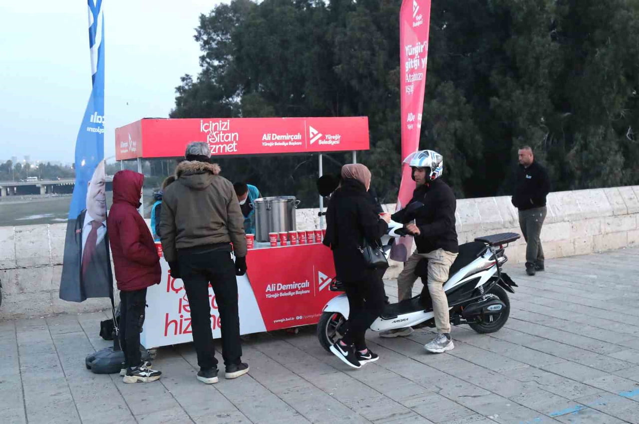 YÜREĞİR BELEDİYESİ, SOSYAL BELEDİYECİLİK ANLAYIŞI DOĞRULTUSUNDA GÜNE ERKEN SAATLERDE BAŞLAYAN...