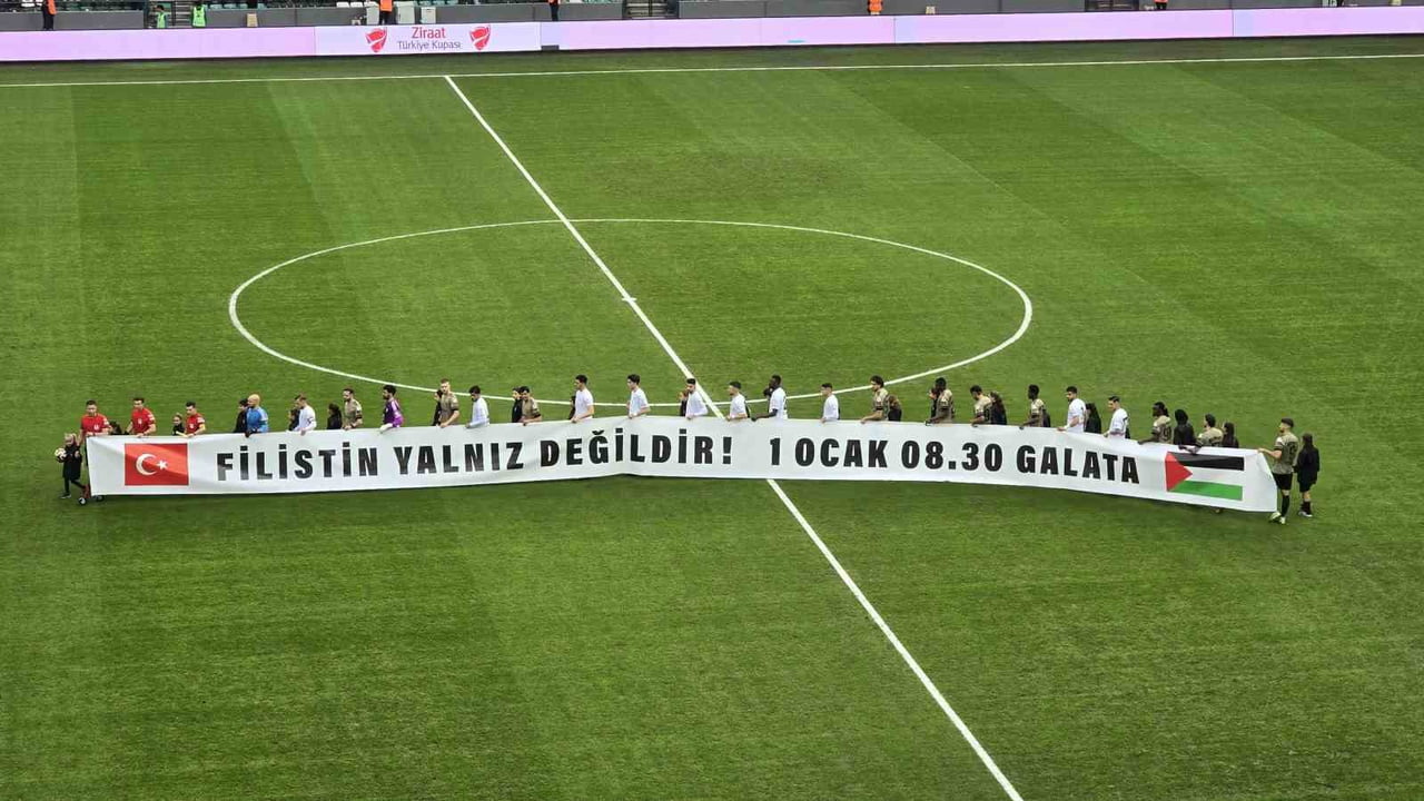 ZİRAAT TÜRKİYE KUPASI C GRUBU’NUN İLK MAÇINDA KOCAELİSPOR, ERZURUMSPOR FK’YI AĞIRLIYOR. TAKIMLAR...