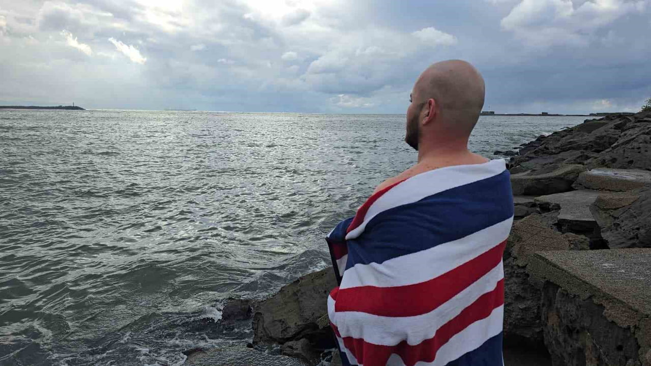 ZONGULDAK’IN KARADENİZ EREĞLİ İLÇESİNDE AVUKATLIK YAPAN 35 YAŞINDAKİ TALHA KOPAN, KAR YAĞIŞI VE...