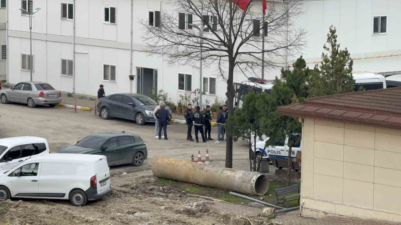 'UYUŞTURUCU' SORUŞTURMASI KAPSAMINDA DÜZENLEYEN OPERASYONDA GÖZALTINA ALINAN ÜNLÜLER ADLİ TIP...