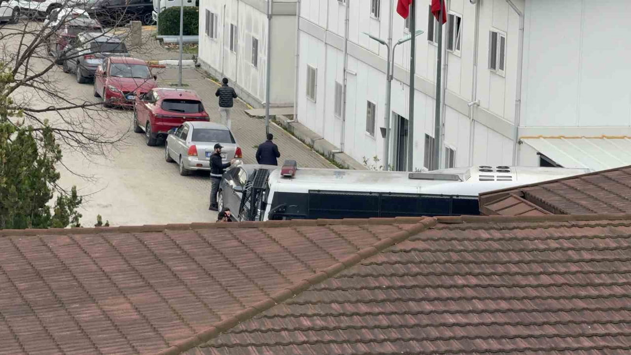 'UYUŞTURUCU' SORUŞTURMASI KAPSAMINDA DÜZENLEYEN OPERASYONDA GÖZALTINA ALINAN ÜNLÜLER ADLİ TIP...