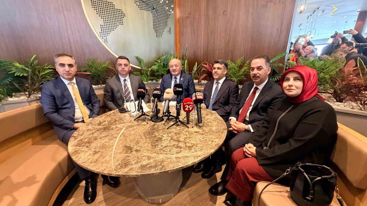 10 OCAK ÇALIŞAN GAZETECİLER GÜNÜ DOLAYISIYLA ERGAN DAĞI KAYAK MERKEZİ’NDE BASIN MENSUPLARIYLA BİR...