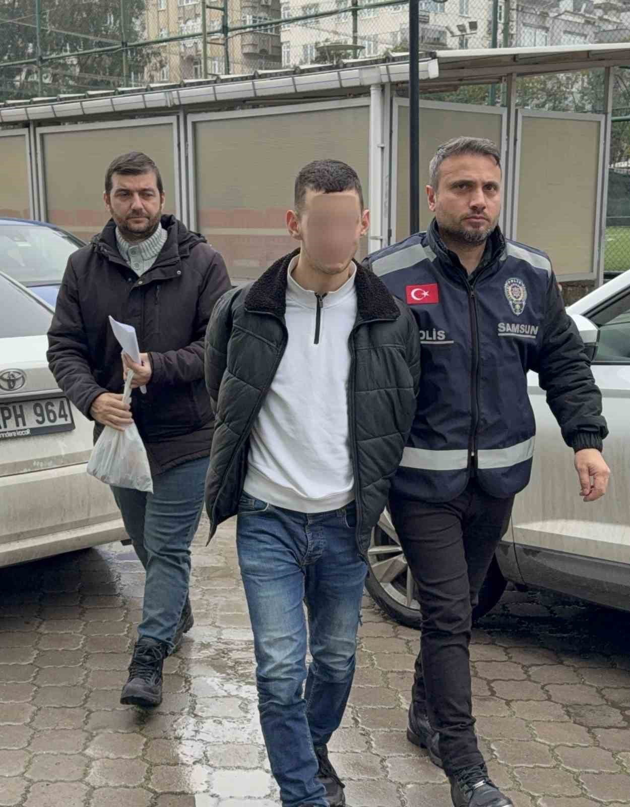 14 SUÇ KAYDI BULUNAN E.Y. (18) POLİS TARAFINDAN GÖZALTINA ALINDI.